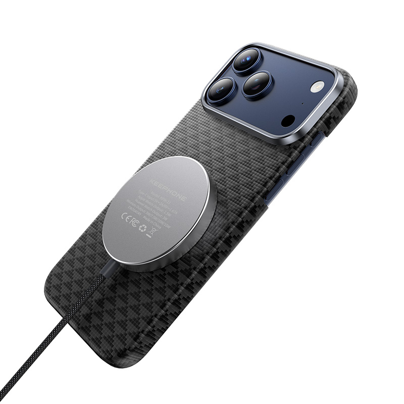 Чехол KeePhone Kevlar Paris Carbon MagSafe Case для iPhone 17 Pro, Черный